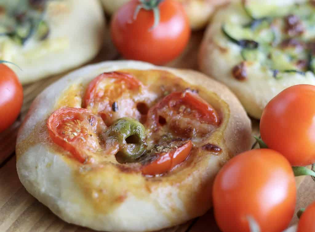 mini pizzetta margherita